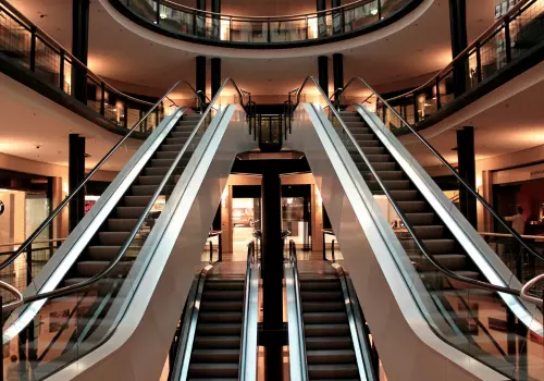 SHOPPING CENTERS